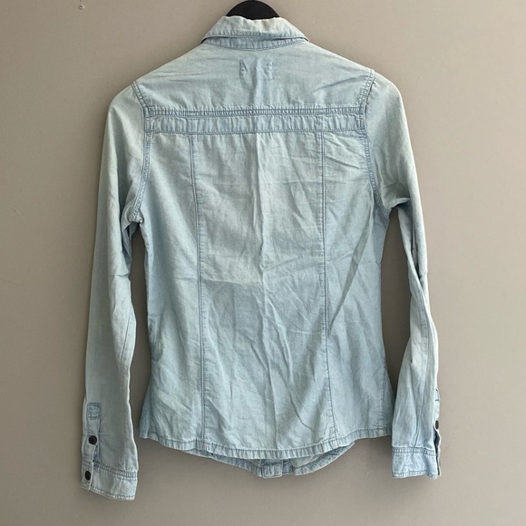 Long sleeve Denim looking shirt - Picture 2 of 3